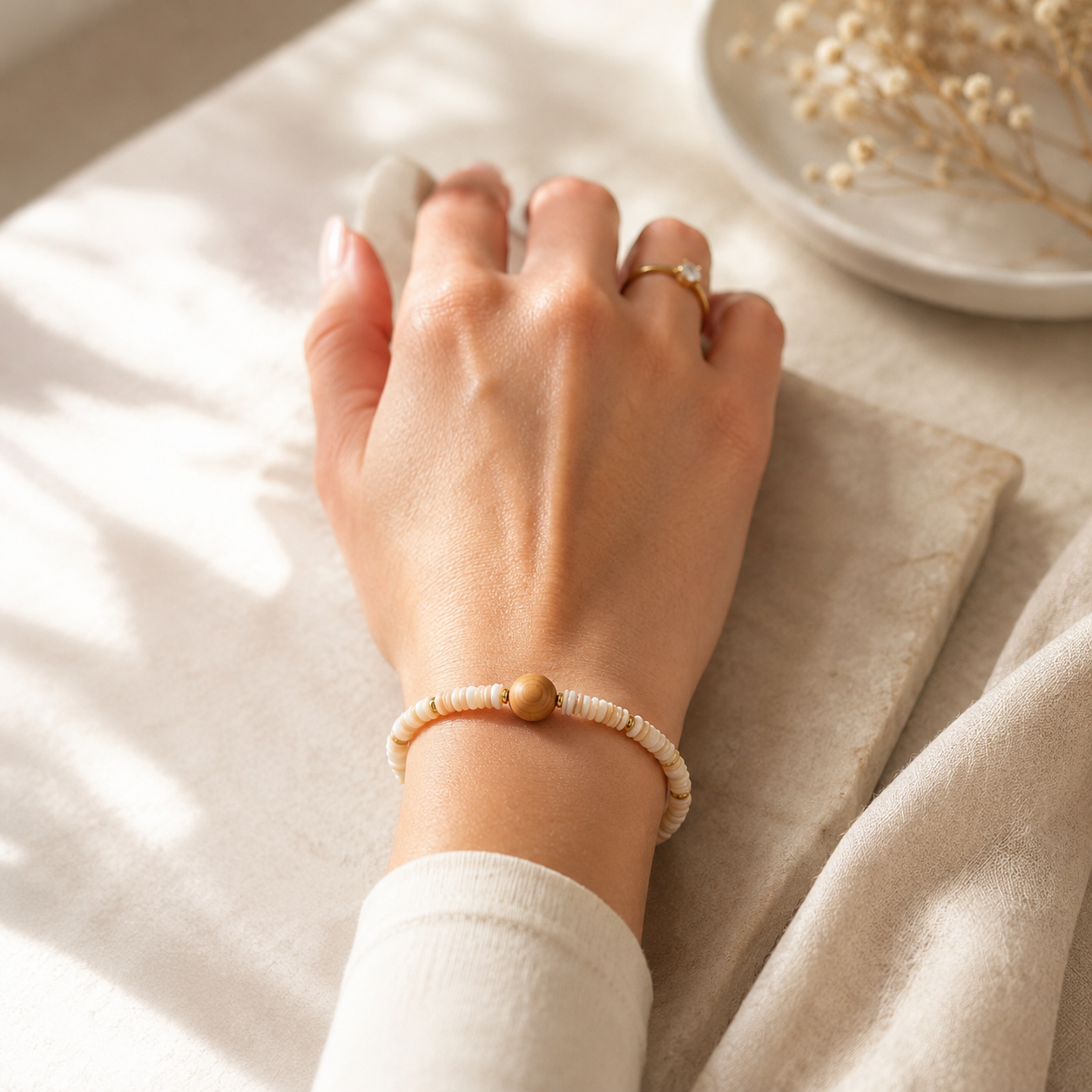 Bracelet | Shell Bead Bracelet